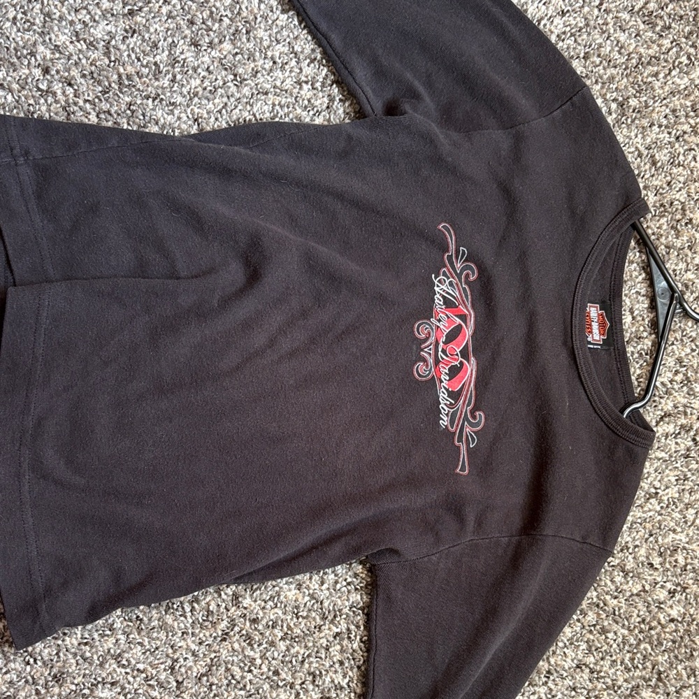 Harley-Davidson Black Mid-length Sleeved Shirt with Red Chest Graphic